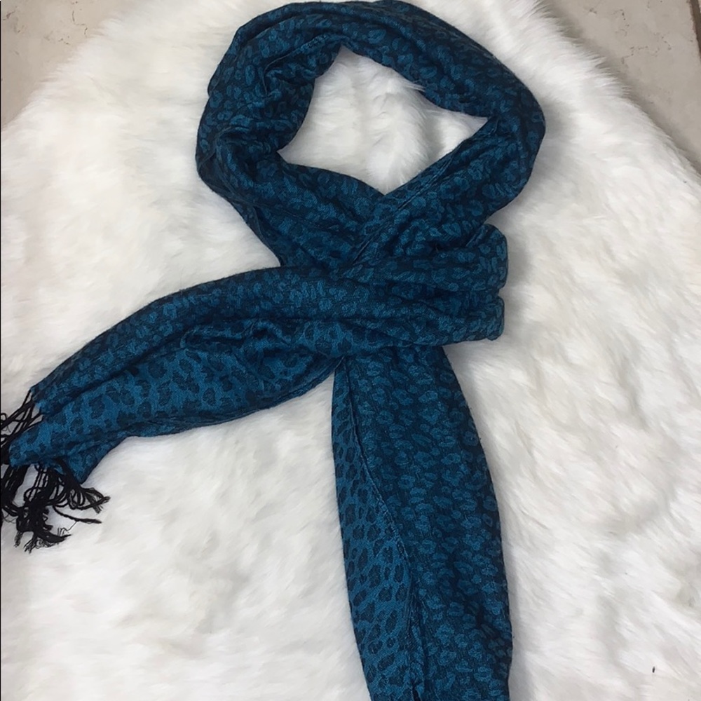 Body Wrap & Scarf in One- turquoise leopard print